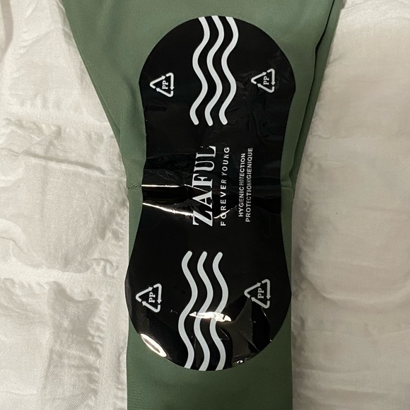 BRAND NEW Zaful Swim Suit - Picture 6 of 6